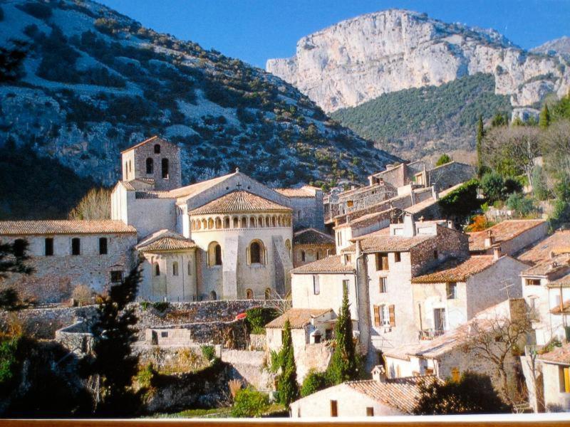 Charmante Maison A Saint Guilhem Le Desert Eksteriør billede